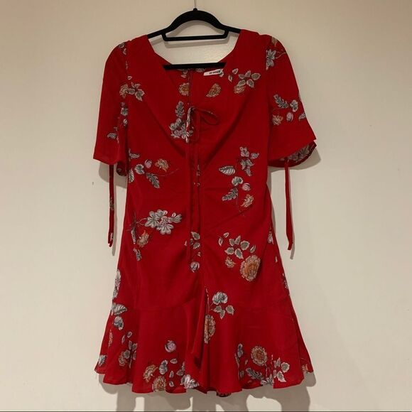 BB Dakota Floral Red Dress Size Small NEW - Picture 1 of 2